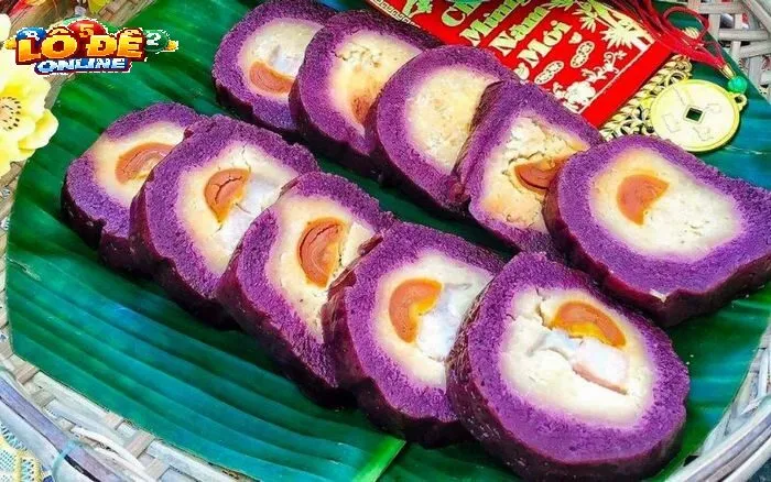 Ý Nghĩa Phong Thủy Và Tâm Lý Khi Mơ Thấy Ăn Bánh Tét